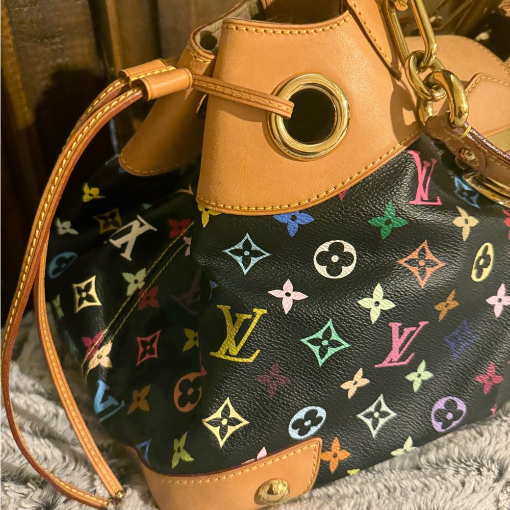 ‼️SOLD ELSEWHERE‼️♥️💙 Louis Vuitton X Takashi Murakami Noir Ursula - Picture 3 of 16